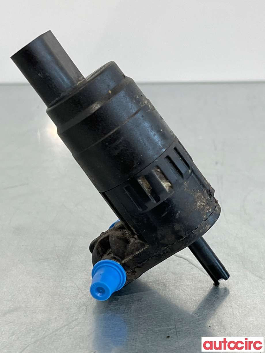 Spylerpumpe foran til VW Transporter / Caravelle 2015-2019 (T6) (T6) (VOLKSWAGEN|1K6955651)