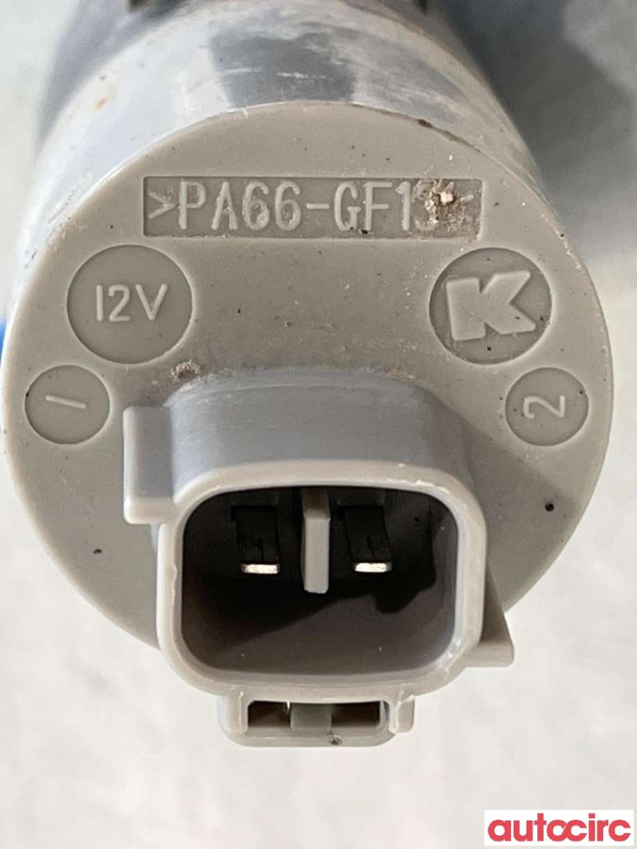 Spylerpumpe foran til Toyota Avensis 2009-2015 (Type III, Fase 1)  (TOYOTA|8533002030|)