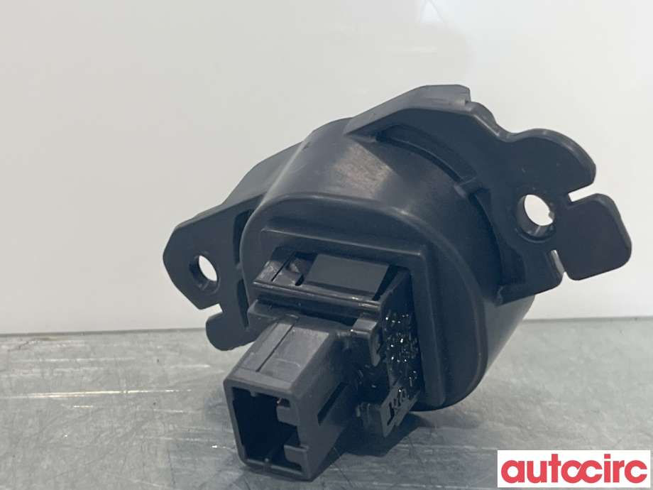 Bryter nødblink til Nissan NV200 2010-2019  (NISSAN|25290EA000)