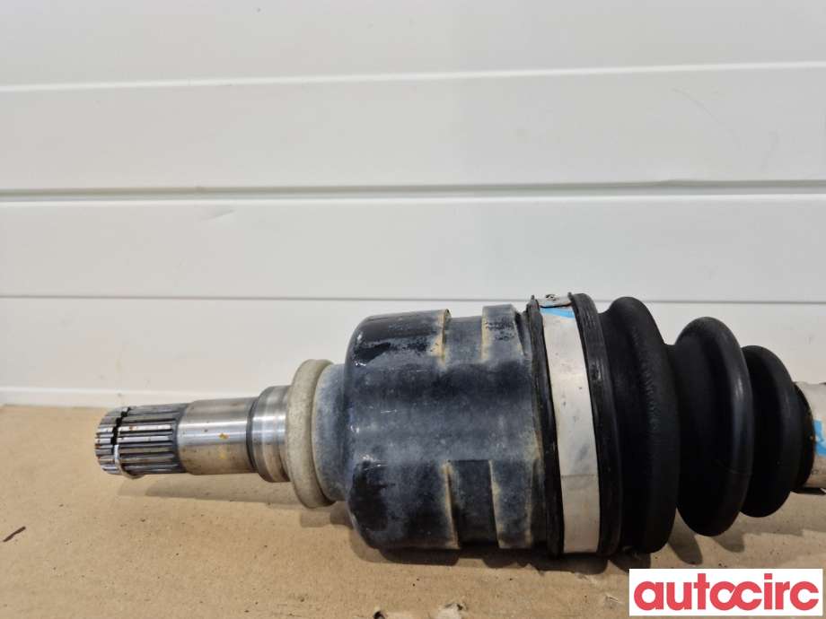 Drivaksel høyre foran til Toyota Avensis 2009-2015 (Type III, Fase 1)  (TOYOTA|4341005451|)
