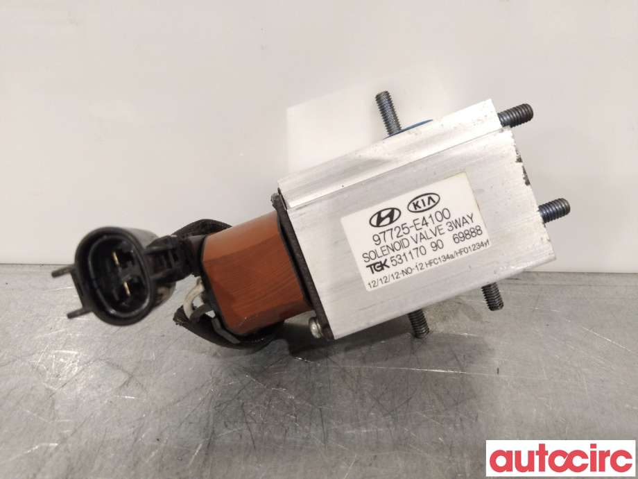 Diverse deler til Hyundai Ioniq Electric 2016-2019 (Fase 1)  (HYUNDAI|97725E4100|53117090|97725-E4100)