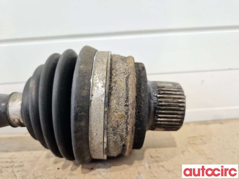 Drivaksel venstre foran til Audi A4, Allroad 2009-2016 (Type I) (B8) (B8) (AUDI|8K0407451FX||8K0407271P)