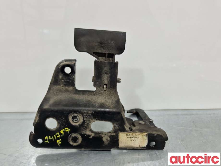Diverse deler til Audi A6, Allroad 2006-2008 (Type II, Fase 1) (C6) (C6) (AUDI|4F0823480B|)