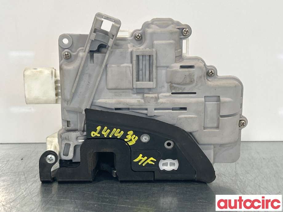 Låsekasse høyre foran til Audi A4 2007-2014 (Type IV) (B8) (B8) (AUDI|8J1837016A|)