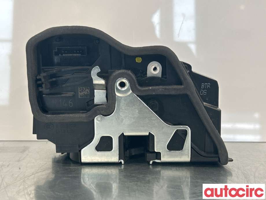 Låsekasse høyre foran til BMW 5-Serie 2010-2017 (F10/F11) (F10/F11) (BMW|51217202146||7202146)