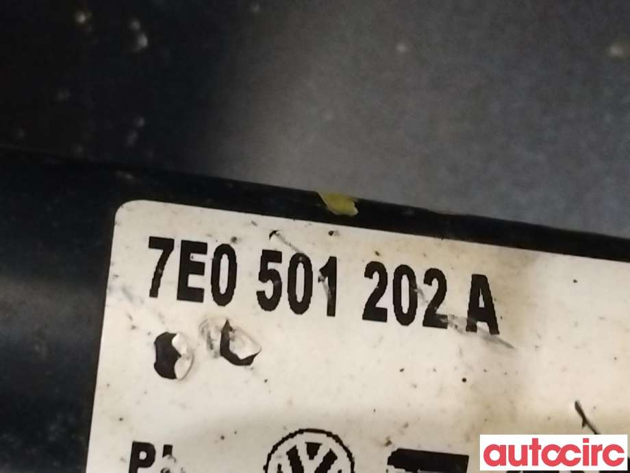 Drivaksel høyre bak til VW Transporter / Caravelle 2019-->> (T6.1) (T6.1) (VOLKSWAGEN|7E0501202AX||7E0501202A)