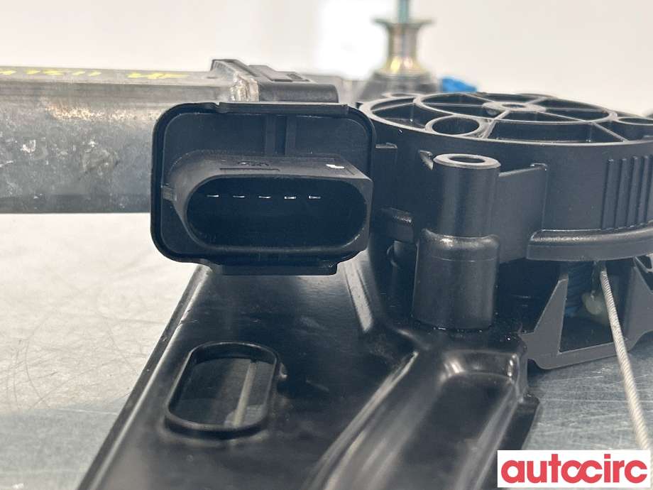 Ruteheis venstre foran til BMW X1 2015-2022 (F48) (F48) (BMW|51337434785|1326410)
