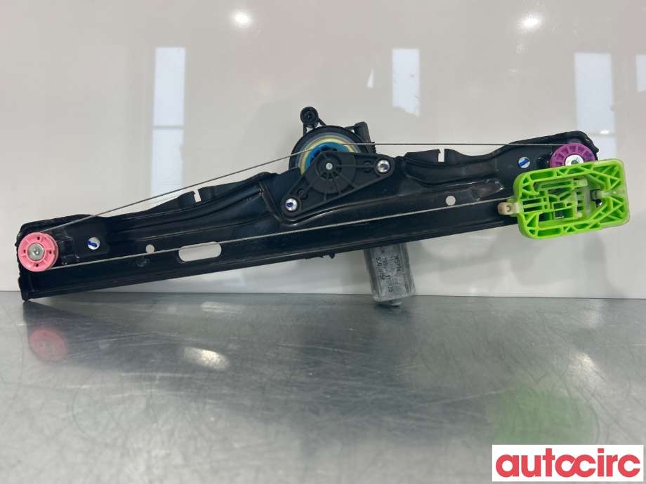 Ruteheis venstre bak til BMW X1 2015-2022 (F48) (F48) (BMW|5135 7490199|13262410)
