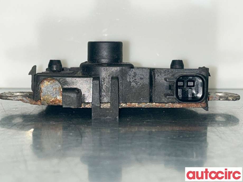 Panserlås til Ford Kuga 2008-2012 (Type I) (FORD|4895285|3M51-16700-AC)