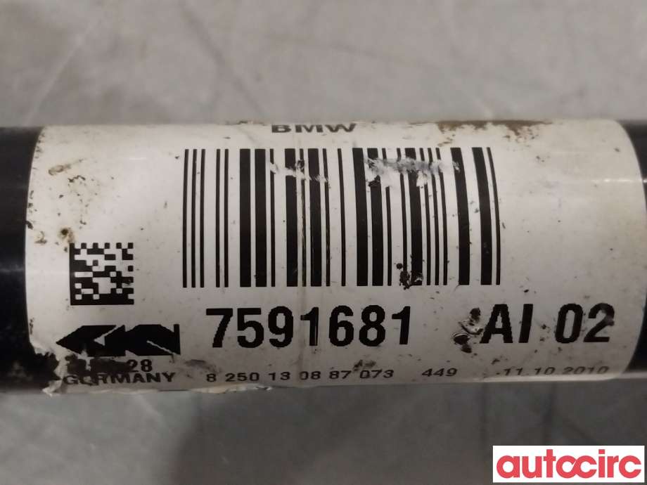 Drivaksel venstre foran til BMW X1 2009-2015 (E84) (E84) (BMW|31607605511|7591681)
