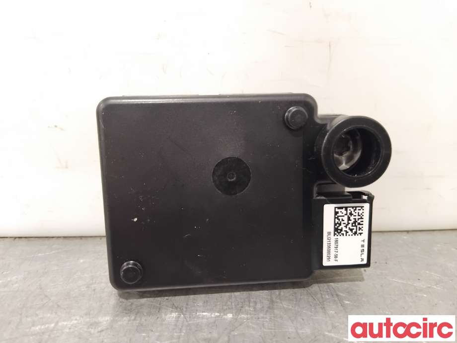 Sensor diverse til Tesla Model Y 2021-2024 (Type I) (TESLA|1607917-00-M||1607917-50-F)
