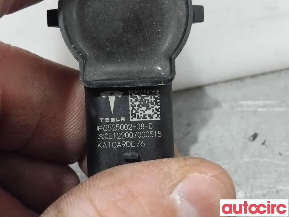 Parkeringssensor bak til Tesla Model Y 2021-2024 (Type I)  (TESLA|2525002-08-D|)