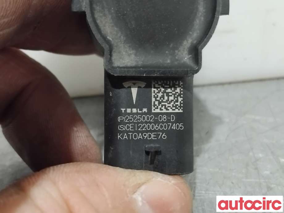 Parkeringssensor bak til Tesla Model Y 2021-2024 (Type I)  (TESLA|2525002-08-D|)