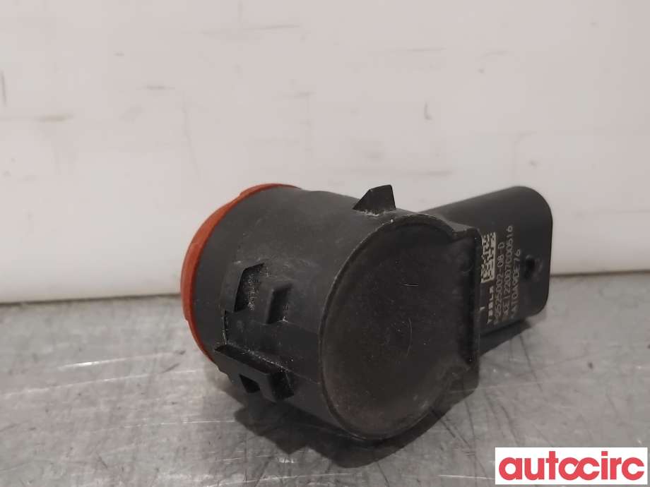 Parkeringssensor foran til Tesla Model Y 2021-2024 (Type I)  (TESLA|2525002-08-D|)