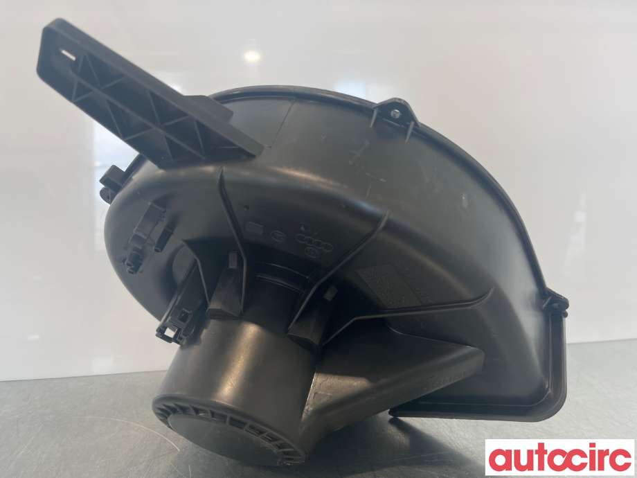 Varmeapparat motor til VW Polo 2014-2017 (Type V, Fase 2)  (VOLKSWAGEN|6R1819015)