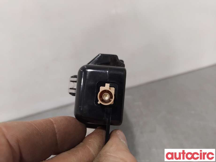 Diverse deler til Tesla Model Y 2021-2024 (Type I)  (TESLA|1585601-00-E|)