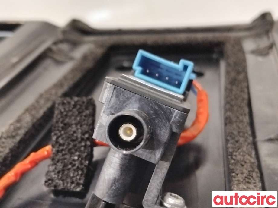 Kamera til Tesla Model Y 2021-2024 (Type I)  (TESLA|1506886-00-G|)