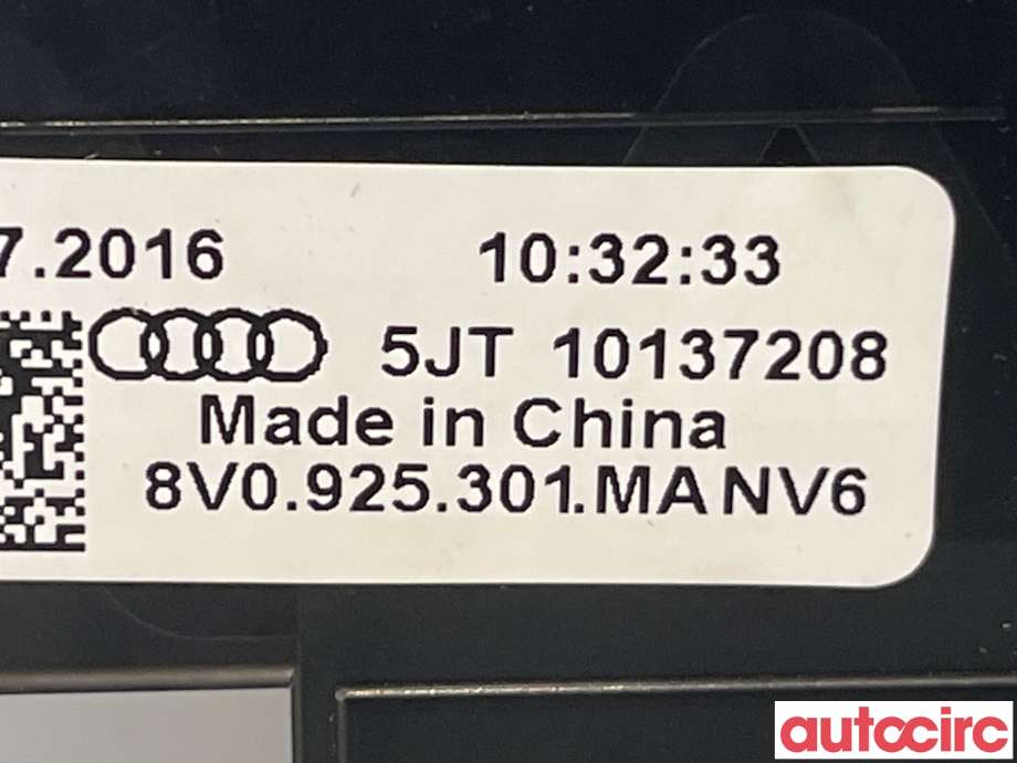 Bryter nødblink til Audi A3 2016-2020 (Type III, Fase 2) (AUDI|8V0925301MA)
