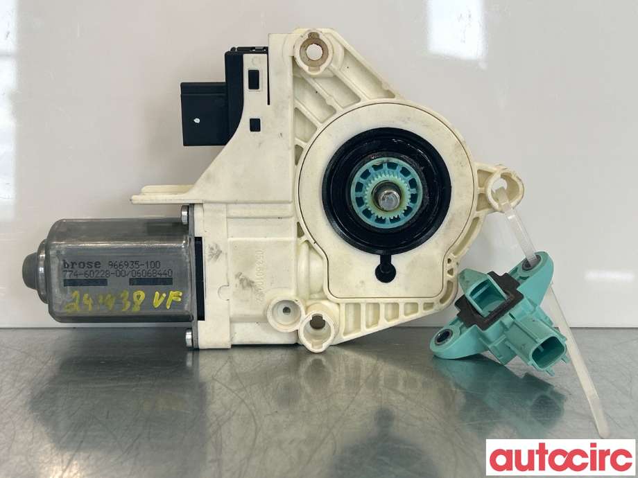 Ruteheis venstre foran til Audi A4 2007-2014 (Type IV) (B8) (B8) (AUDI|8T0959801A|8K0959801)