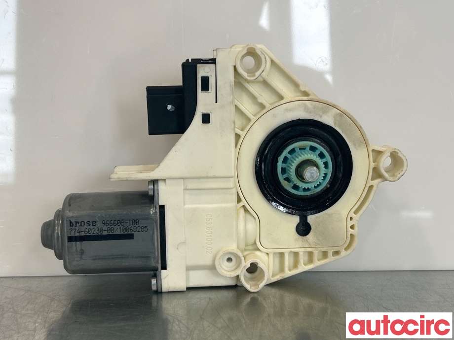 Ruteheis venstre bak til Audi A4 2007-2014 (Type IV) (B8) (B8) (AUDI|8T0959801A|8K0959811)