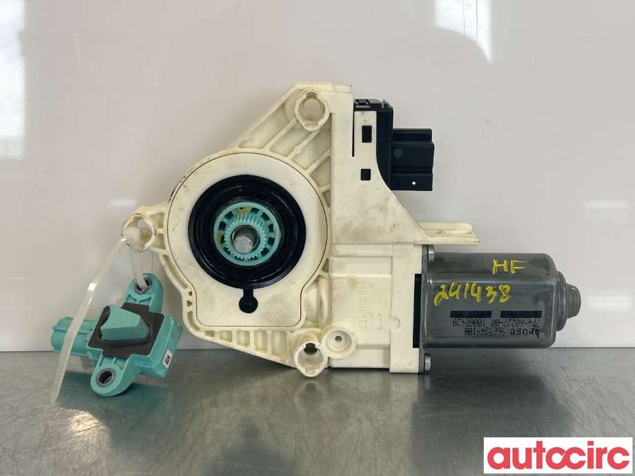 Ruteheis høyre foran til Audi A4 2007-2014 (Type IV) (B8) (B8) (AUDI|8T0959802A|8K0959802)