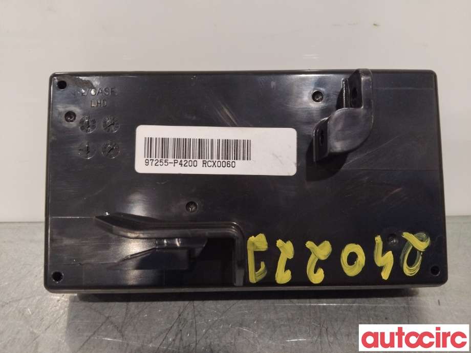 Styreenhet klima/aircondition til Kia Sorento 2016-->> Type III  (KIA|97255P4200|)