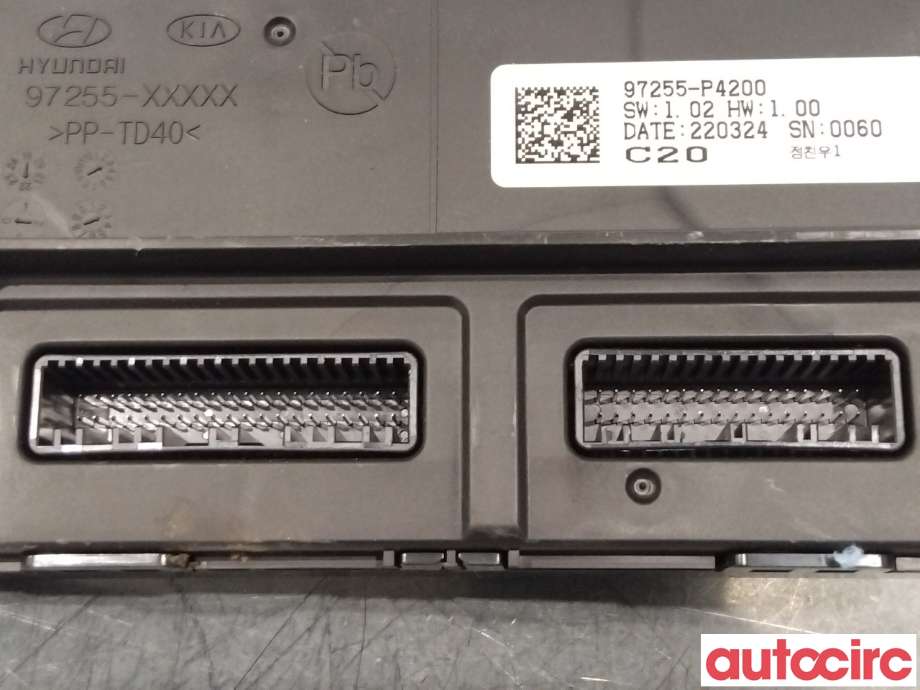 Styreenhet klima/aircondition til Kia Sorento 2016-->> Type III  (KIA|97255P4200|)