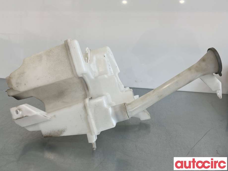 Spylertank til Nissan Juke 2010-2014 (Fase 1)  (NISSAN|289101KA1B|289101KA1A)