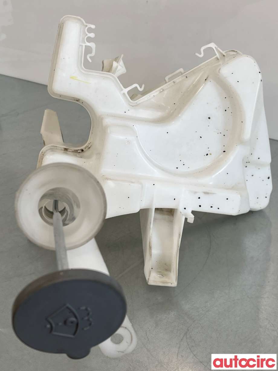 Spylertank til Nissan Juke 2010-2014 (Fase 1)  (NISSAN|289101KA1B|289101KA1A)
