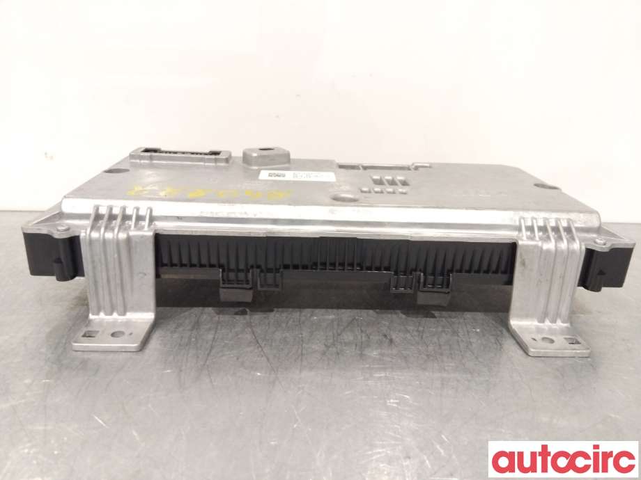Instrumentpanel til Kia Sorento 2016-->> Type III (KIA|94013P4220|)