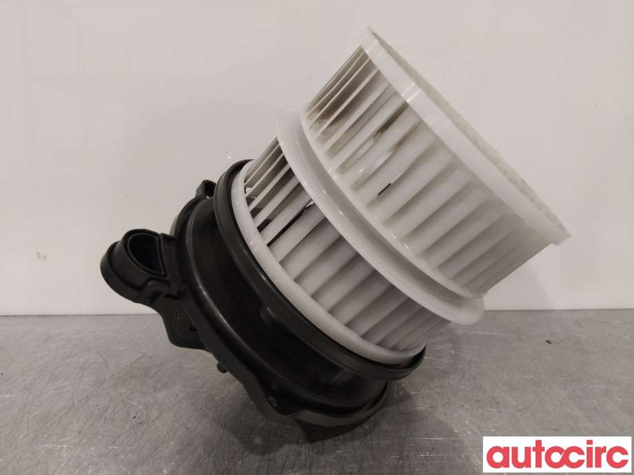 Varmeapparat motor til Kia Sorento 2016-->> Type III  (KIA|97113P4200|)