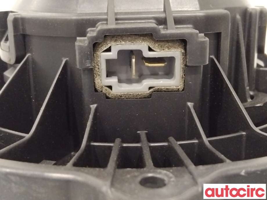 Varmeapparat motor til Kia Sorento 2016-->> Type III  (KIA|97113P4200|)