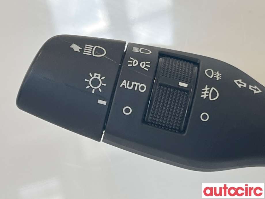 Bryter combi til Lexus IS 2013-2020 (Type III) (XE30) (XE30) (LEXUS|8430730150)