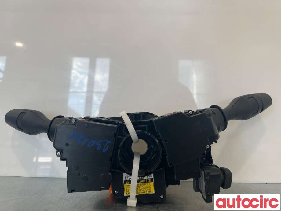 Bryter combi til Lexus IS 2013-2020 (Type III) (XE30) (XE30) (LEXUS|8430730150)