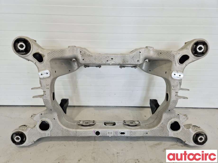 Travers bak til Ford Mustang Mach-e 2020-->>  (FORD (US)|2479162||LJ9C-5K067-AC)
