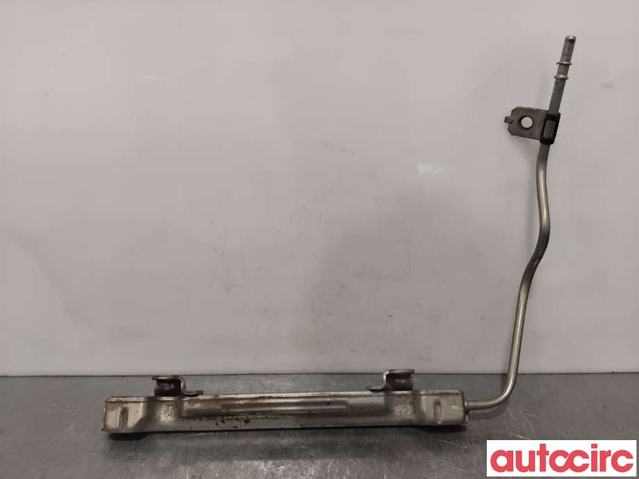 Dyseskinne (fuelrail) til Toyota Avensis, 2009-2015 (Type III, Fase 1) (TOYOTA|2381437050)