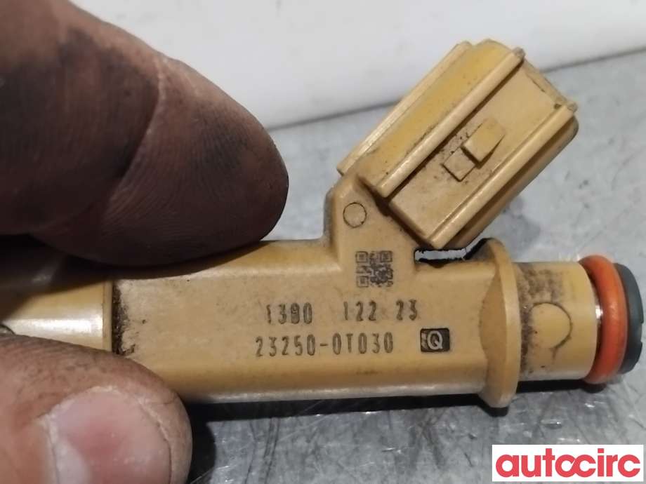 Dyse innsprøyting bensin til Toyota Avensis 2009-2015 (Type III, Fase 1)  (TOYOTA|2320909130||23250-0T030)