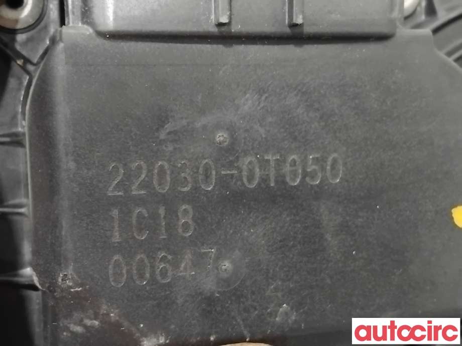 Spjeldhus til Toyota Avensis 2009-2015 (Type III, Fase 1)  (TOYOTA|220300T050||22030-0T050)