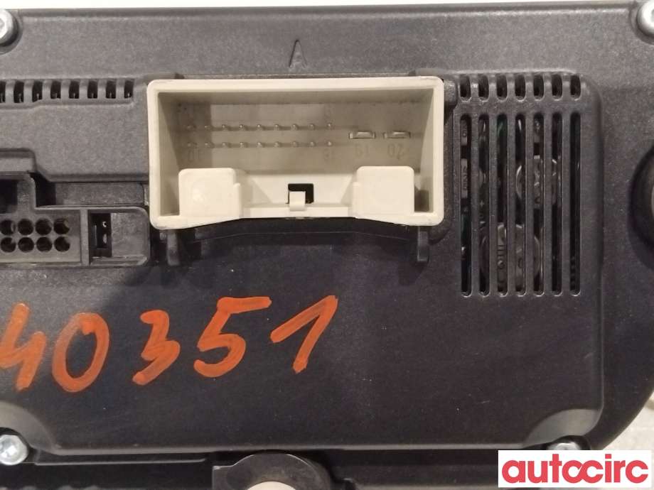 Varmeapparat betjening til Škoda Octavia 2009-2013 (Type II, Fase 2)  (SKODA|3T0907044AS||3T0907044AL)