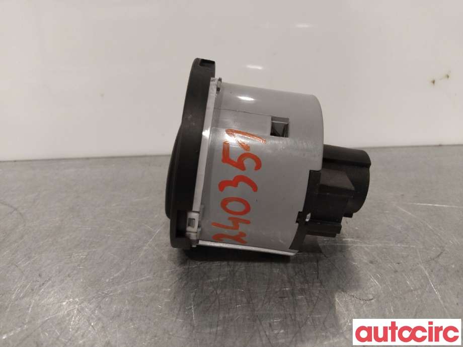 Bryter lys til Škoda Octavia 2009-2013 (Type II, Fase 2)  (SKODA|1Z0941431J|)