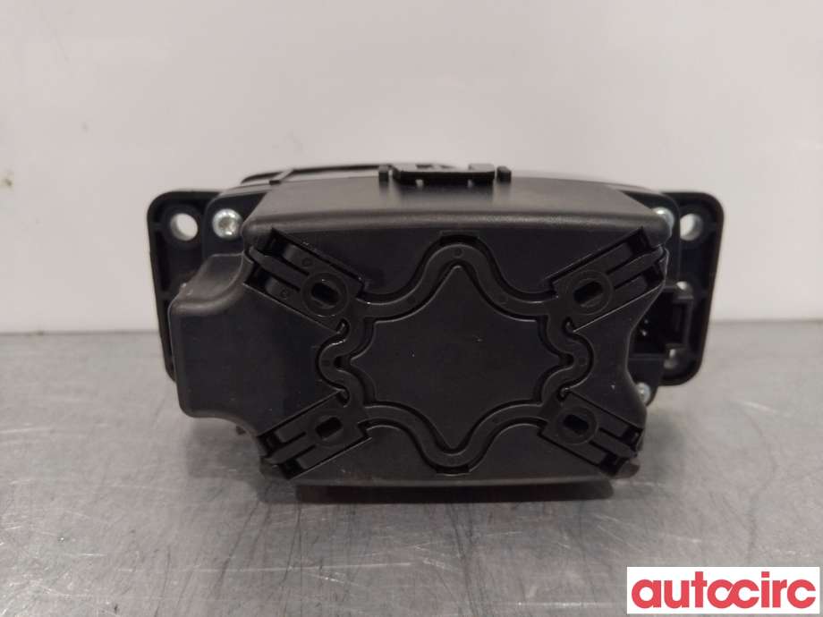 Bilstereo diverse til Mercedes B-Klasse 2011-2018 (W246) (W246) (MERCEDES|A2469009715|)