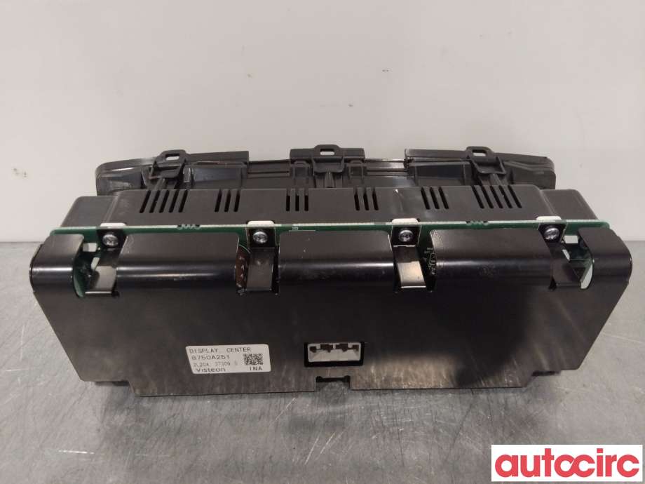 Multimedia display (MCU - Media Controller Unit) til Mitsubishi Pajero 2007-2016 (Type IV, Fase 1)  (MITSUBISHI|8750A251|)