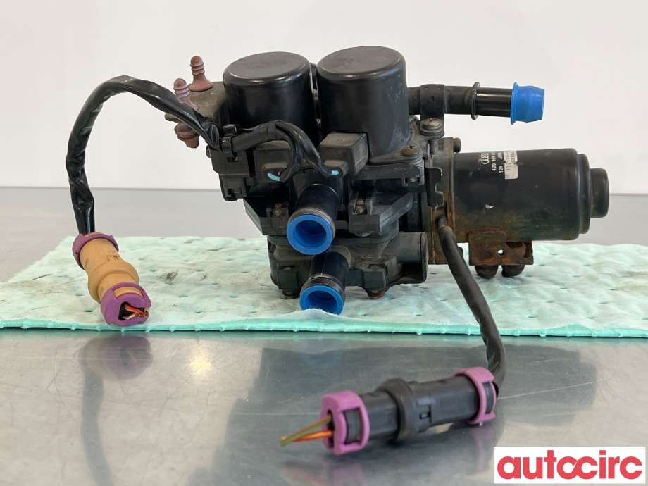 Vannpumpe til Audi A8, 1995-2002 (Type I) (AUDI|4D0959617C)