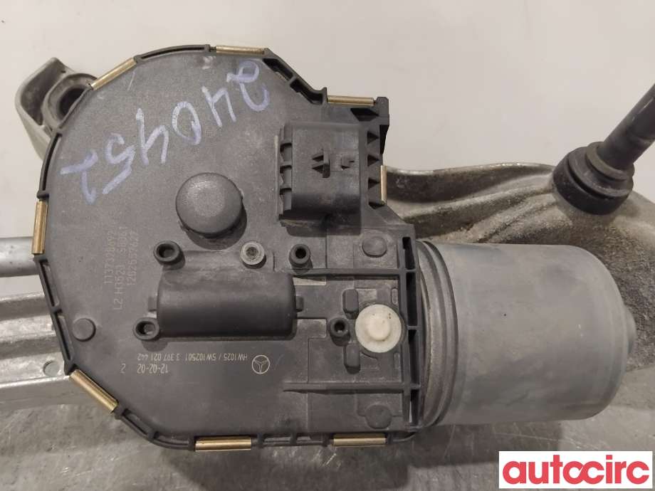 Viskermotor frontrute til Mercedes E-Klasse 2009-2013 (Fase 1) (W212) (W212) (MERCEDES|A2128201240|1397220666)