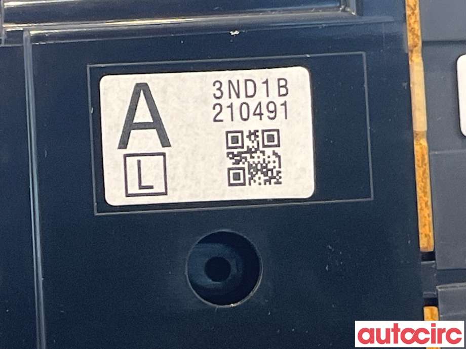 Bilstereo diverse til Nissan Leaf 2011-2017 (Type I)  (NISSAN|283953ND1B)