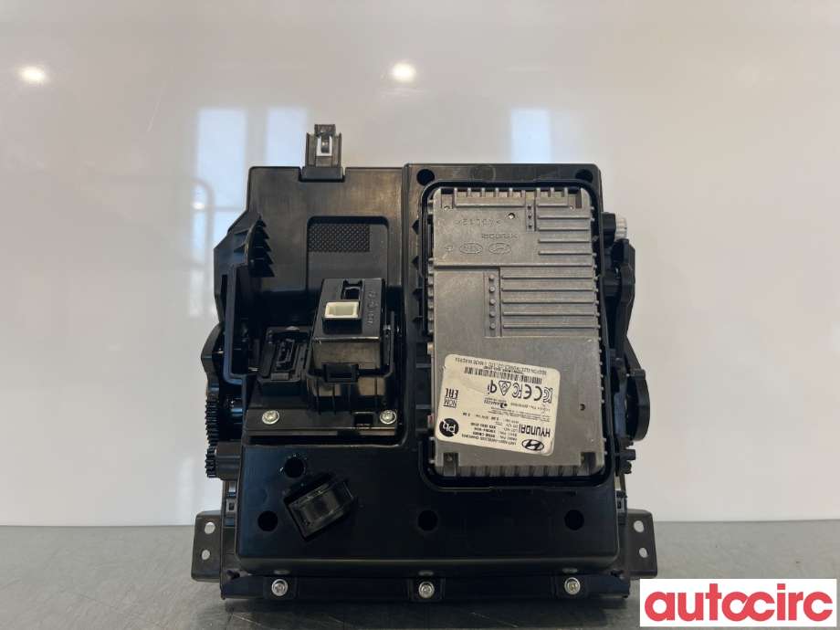 Diverse deler til Hyundai Kona 2017-2021 (Type I, Fase 1)  (HYUNDAI|95560CM000)