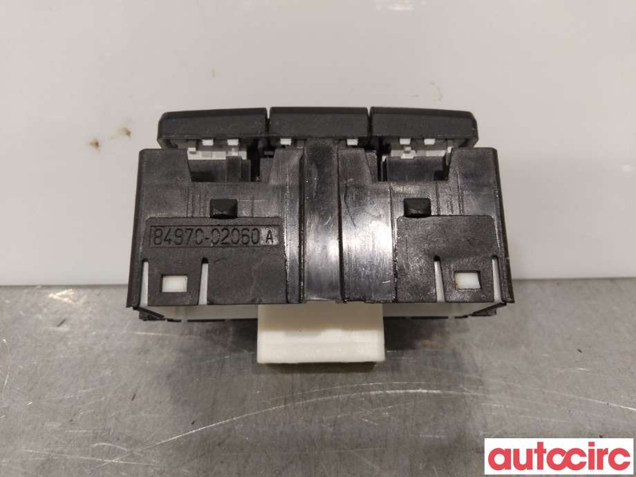 Bryter diverse til Toyota Auris 2015-2019 (Type II, Fase 2)  (TOYOTA|8497002060|)