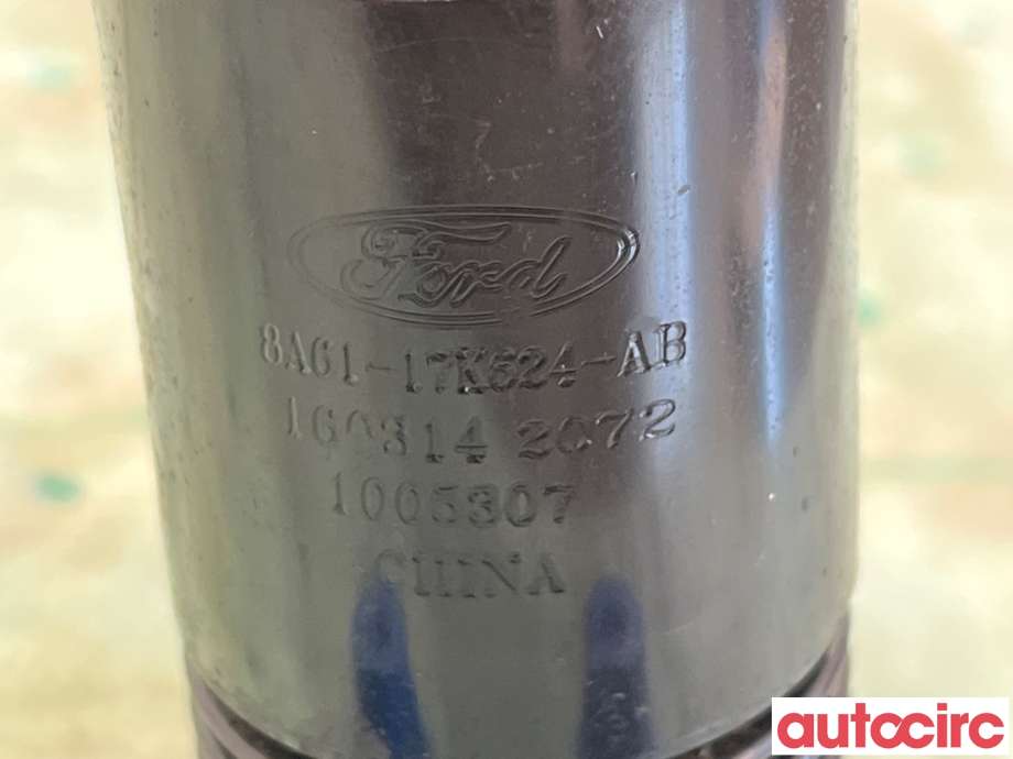 Spylerpumpe foran til Ford Fiesta 2013-2017 (Type VI, Fase 2)  (FORD|2022321||8A61-17K624-AB)