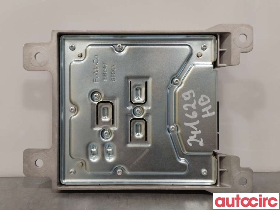 Bilstereo forsterker til Ford Mustang Mach-e 2020-->>  (FORD (US)|2554323|)