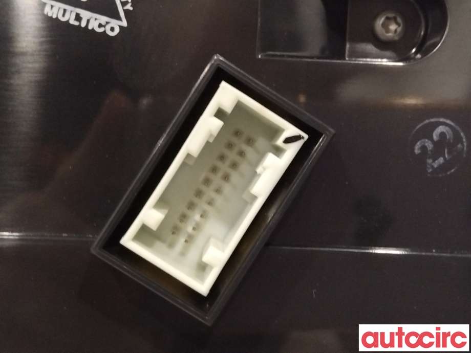 Instrumentpanel til Toyota Proace 2016-->> (Type II) (TOYOTA|SU001A8270|)